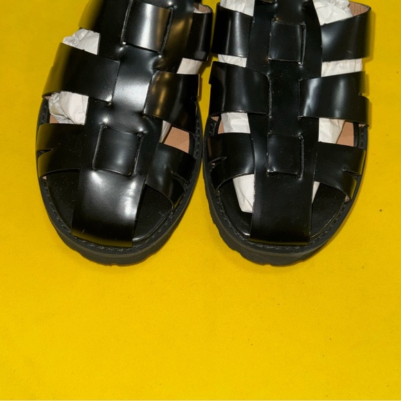 The Tegan Fisherman Sandal Size 10 - Picture 5 of 7